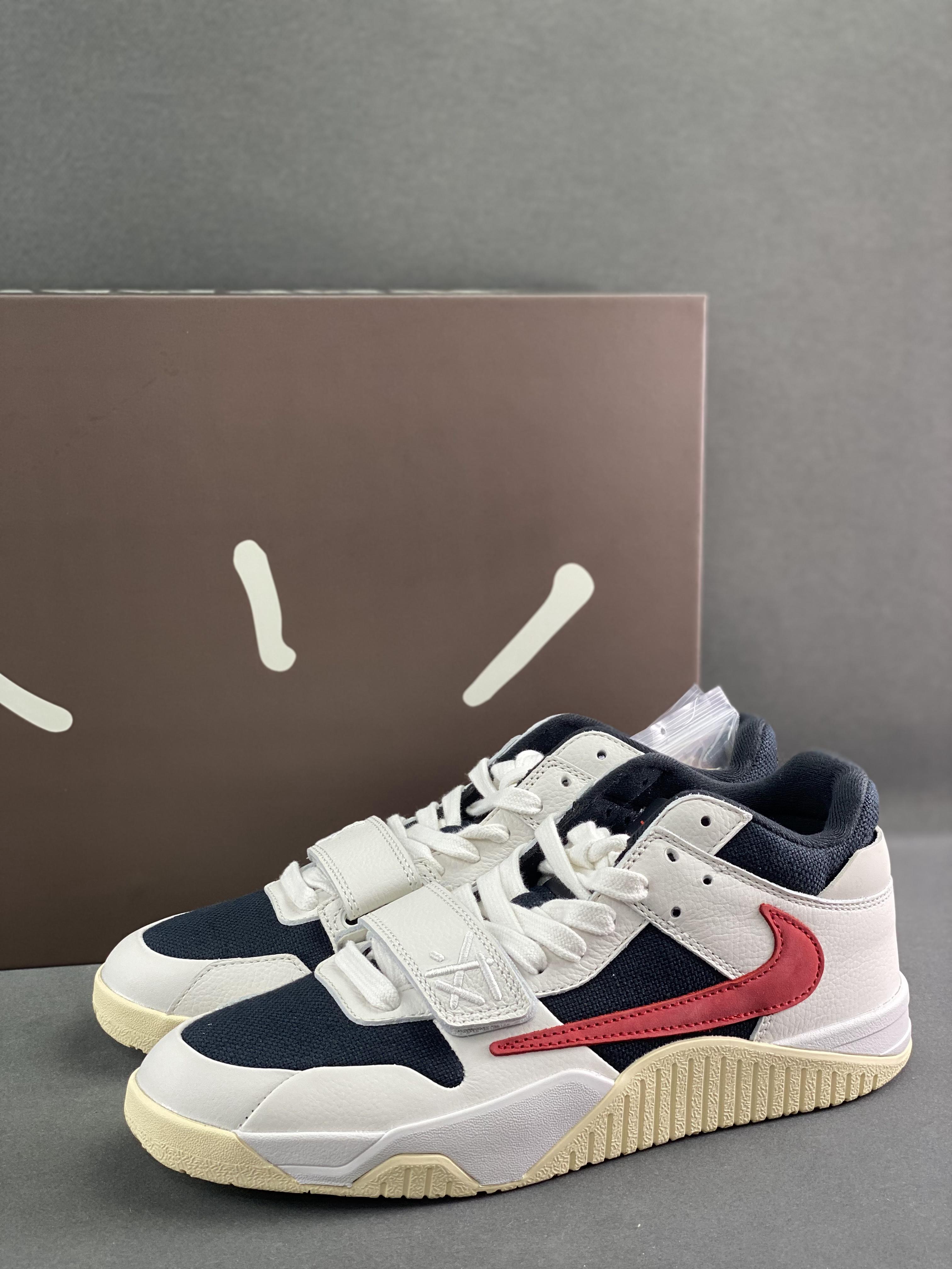 Travis Scott x Air Jordan Executive The Check joint retro culture basketball shoes Item number: FZ8117-101 Size: 36-47.5 (with half size) 9