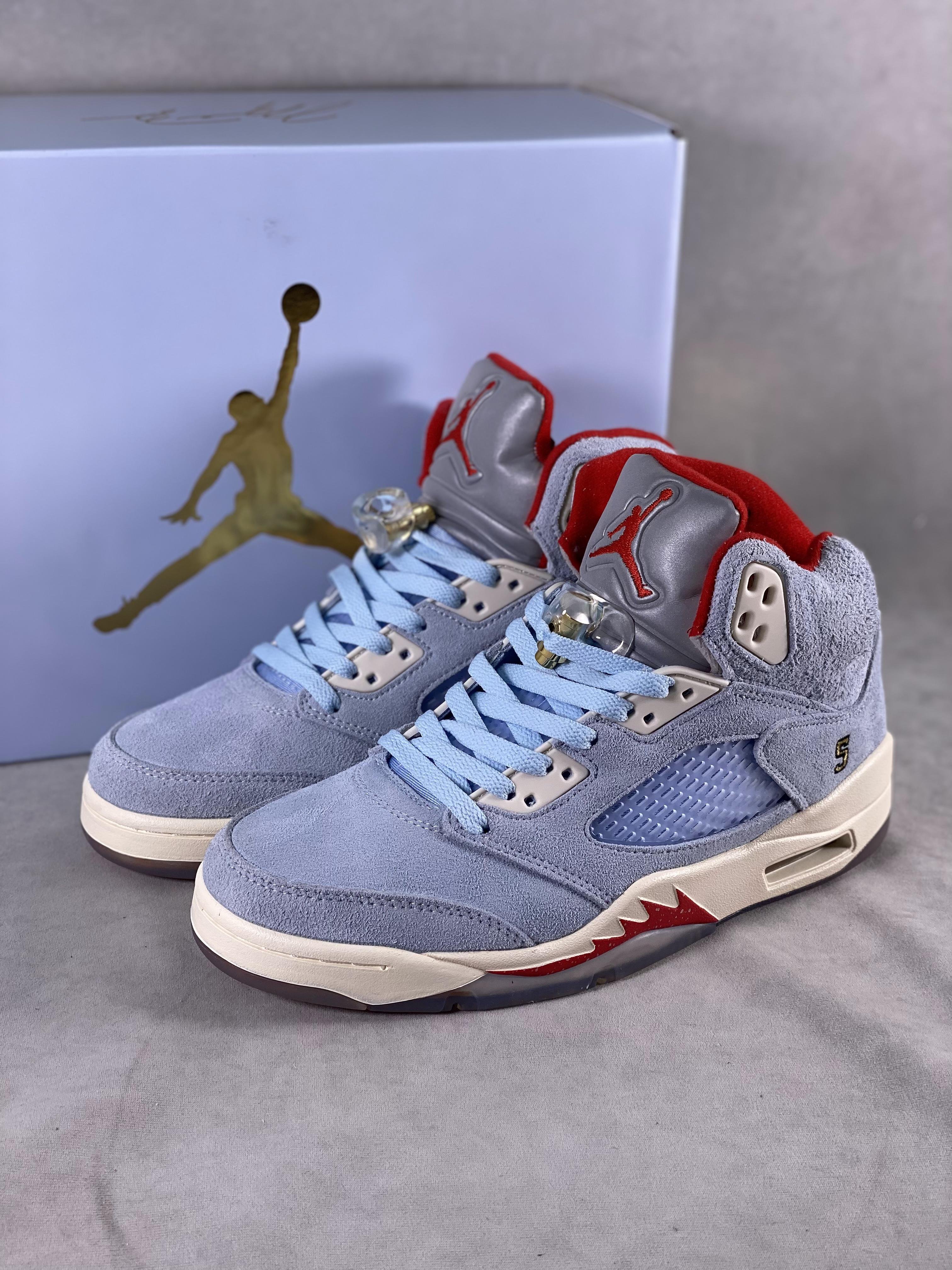 Trophy Room x Air Jordan 5 Ice Blue AJ5 Ice Blue Jordanâ€™s family joint brand Item number: CI1899 400 Size: 36-47 (with half size) The main body of the upper is made of ice blue 9