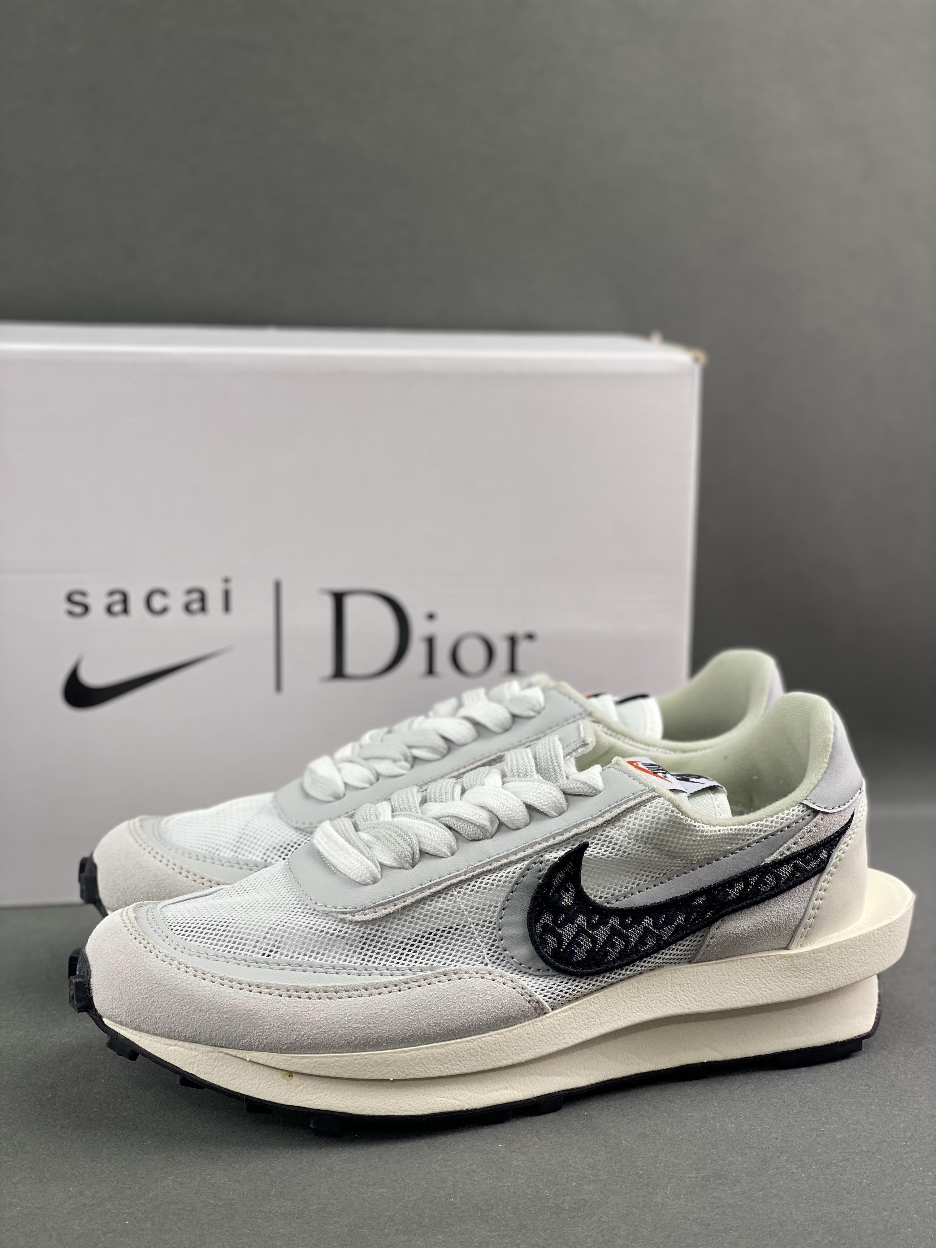 WAFF catwalk shoes Dior Dior joint SACAI x NIKE LDWAFFLE item number: CN8898 002 code number 36-459