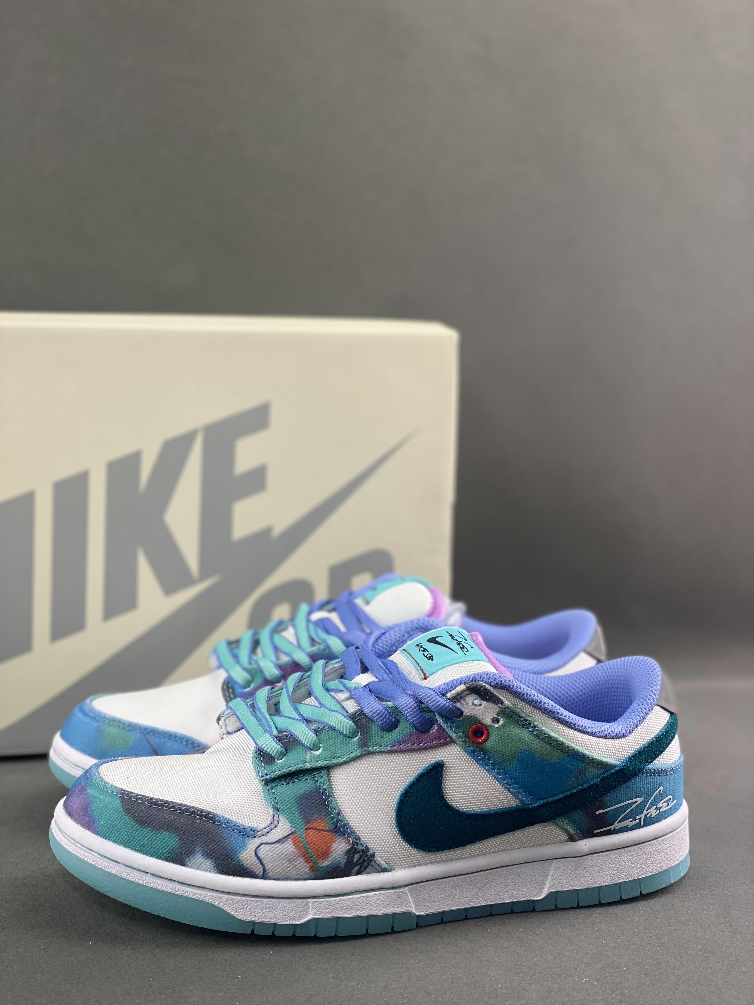 wangzhao co-branded! Full of details Pure original Dunk SB Futura co-branded tie-dye Wang Zha co-branded item number: HF6061-400 Code number: 36-46 (with half code) 9